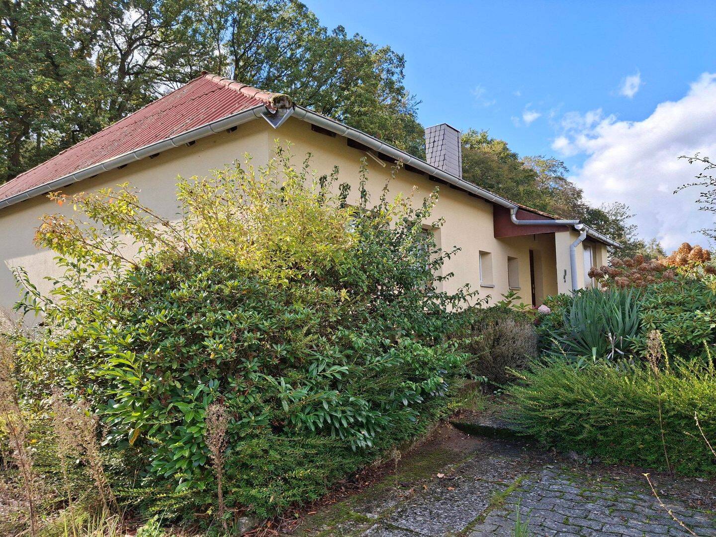 Bungalow für 177.000,-€. Mit dem Charme der 70er Jahre. Kaufen, modernisieren, einziehen, wohlfühlen!, 38446 Wolfsburg