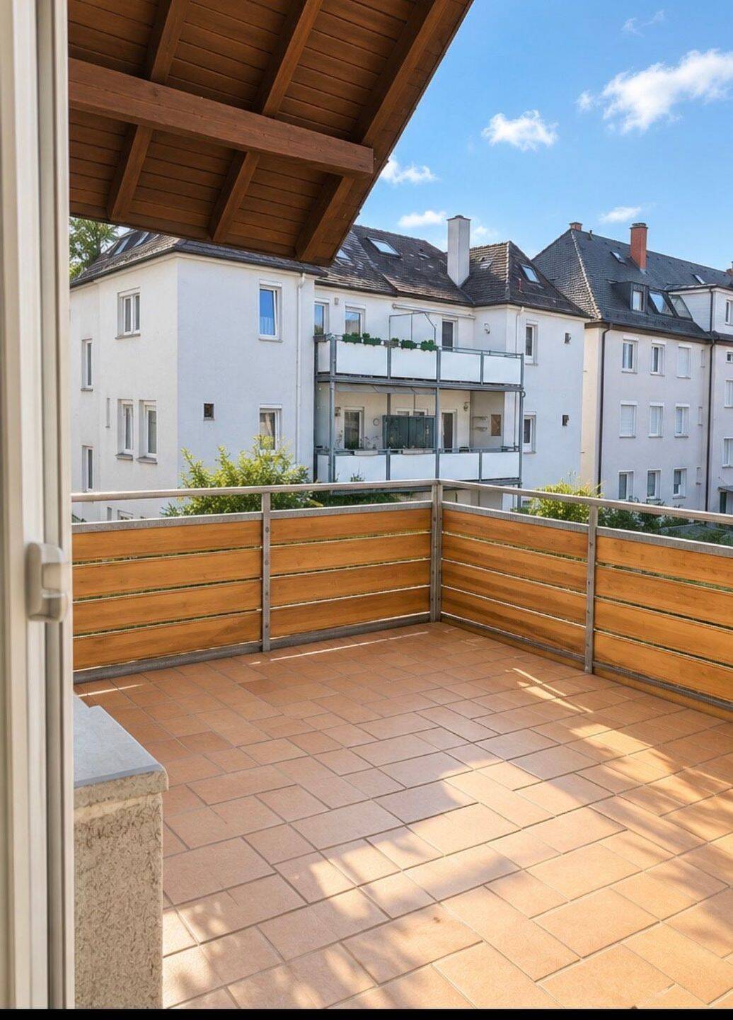 Maisonette Wohnung in Stuttgart Zuffenhausen, 70435 Stuttgart (Stammheim Zuffenhausen)