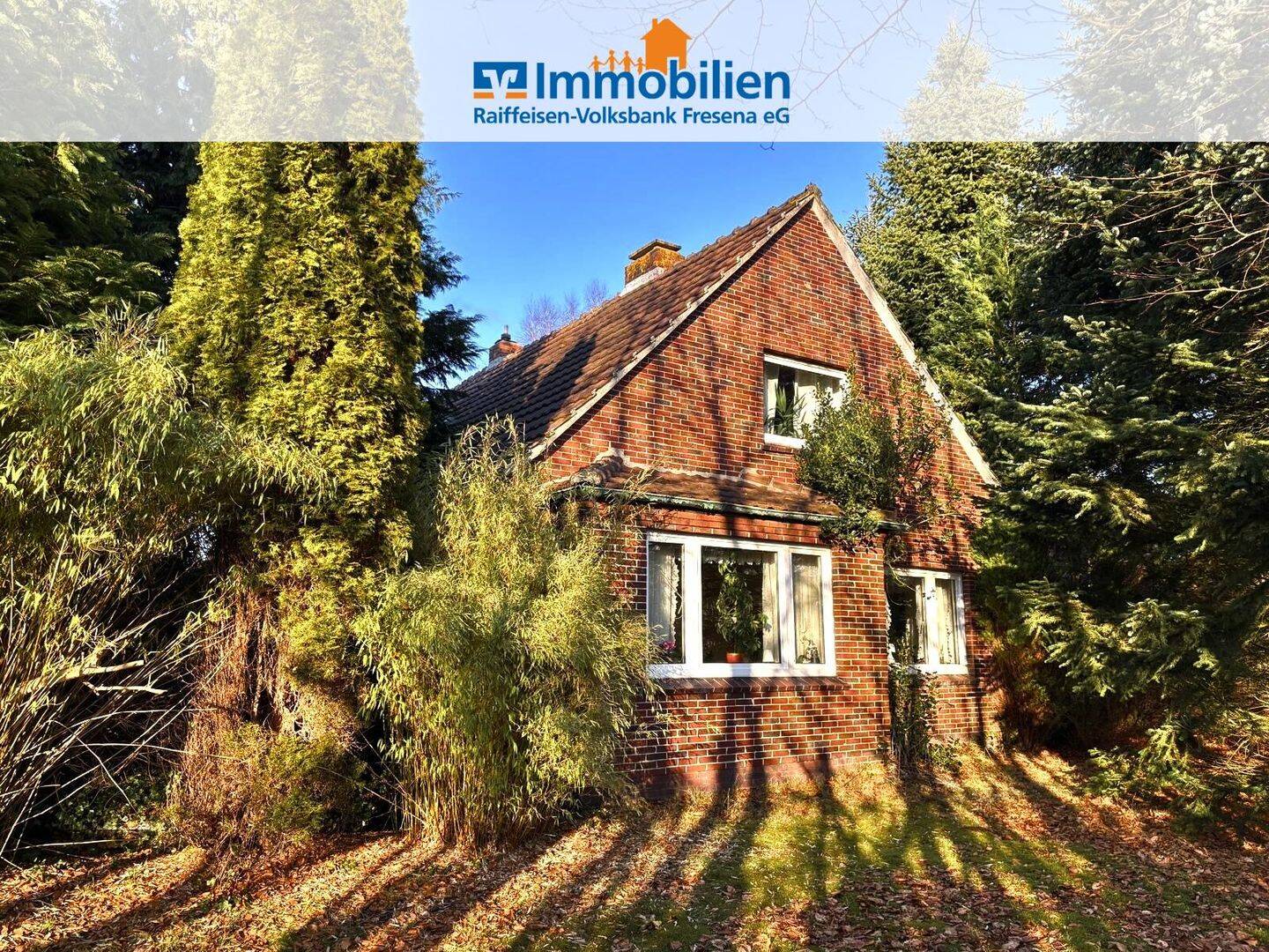 Landhaus mit großem Grundstück in zentraler Lage von Großheide – keine Käuferprovision –, 26532 Großheide