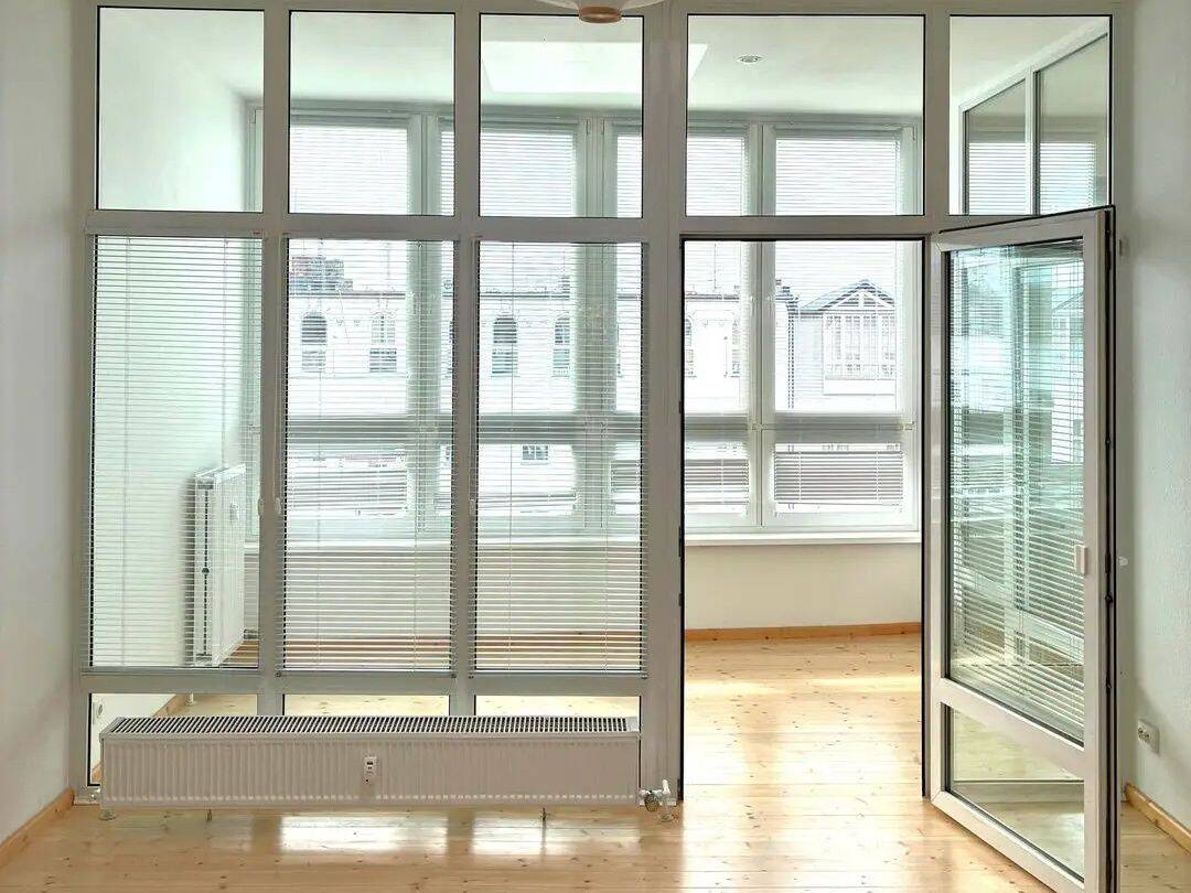 HELLE 3-ZIMMER-DACHGESCHOSSWOHNUNG MIT AUFZUG IN BERLIN-CHARLOTTENBURG, 10627 Berlin (Charlottenburg-Wilmersdorf Charlottenburg)