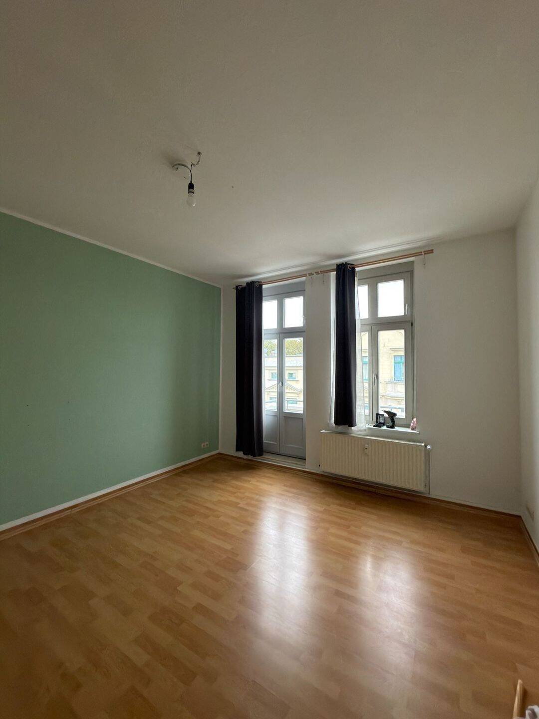 Geräumige 2-Raum-Wohnung mit doppeltem Balkonglück, 39108 Magdeburg (Altstadt Stadtfeld Ost)