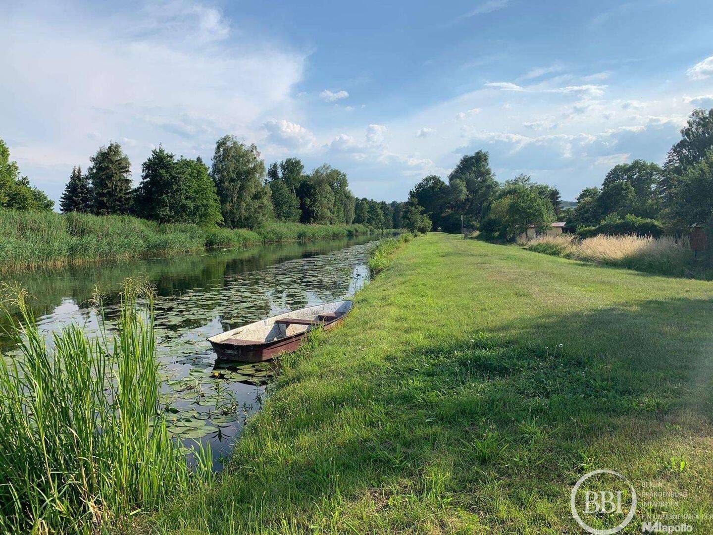 Direkt am Wasser bauen: 1.129 m² am Finowkanal in Niederfinow, 16248 Niederfinow