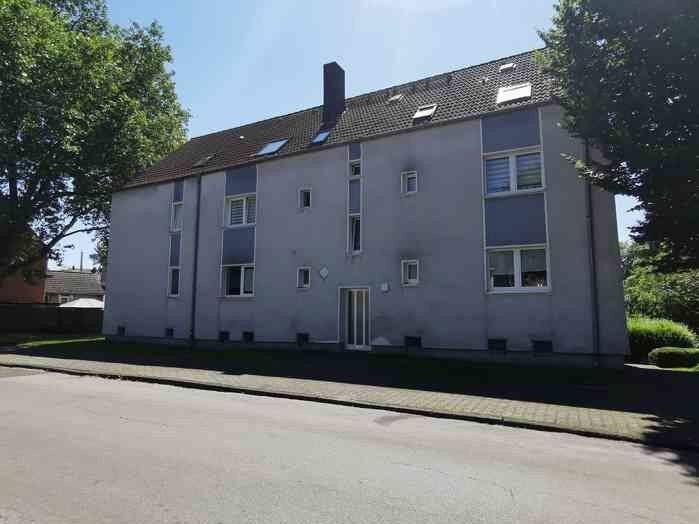 Ihre neue Wohnung mit 3 Zimmern im DG!, 45899 Gelsenkirchen (Beckhausen Heßler Horst)