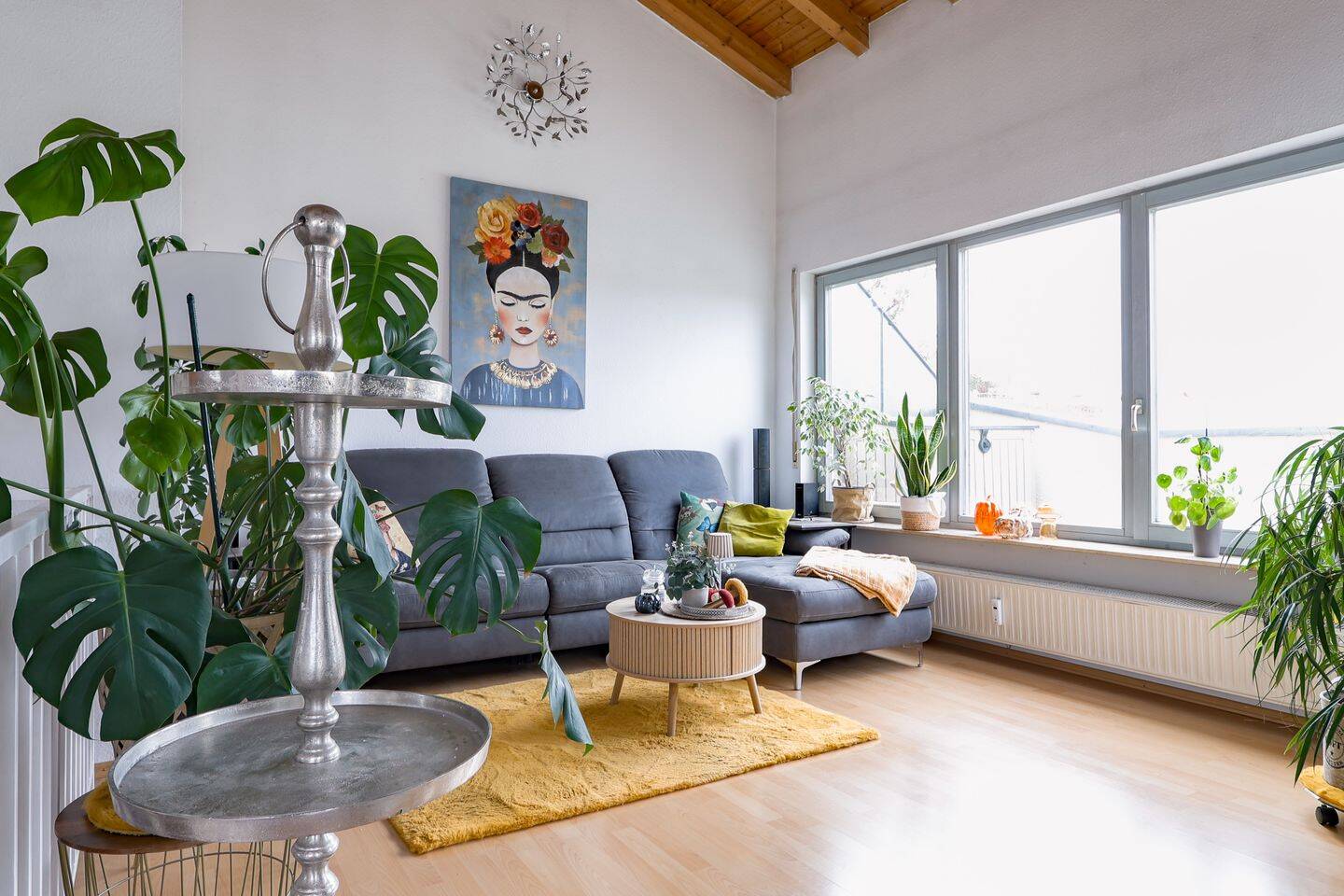 Neuberg: Wohnen auf zwei Ebenen – ein Penthouse mit besonderem Flair, Dachterrasse und Balkon, 74172 Neckarsulm