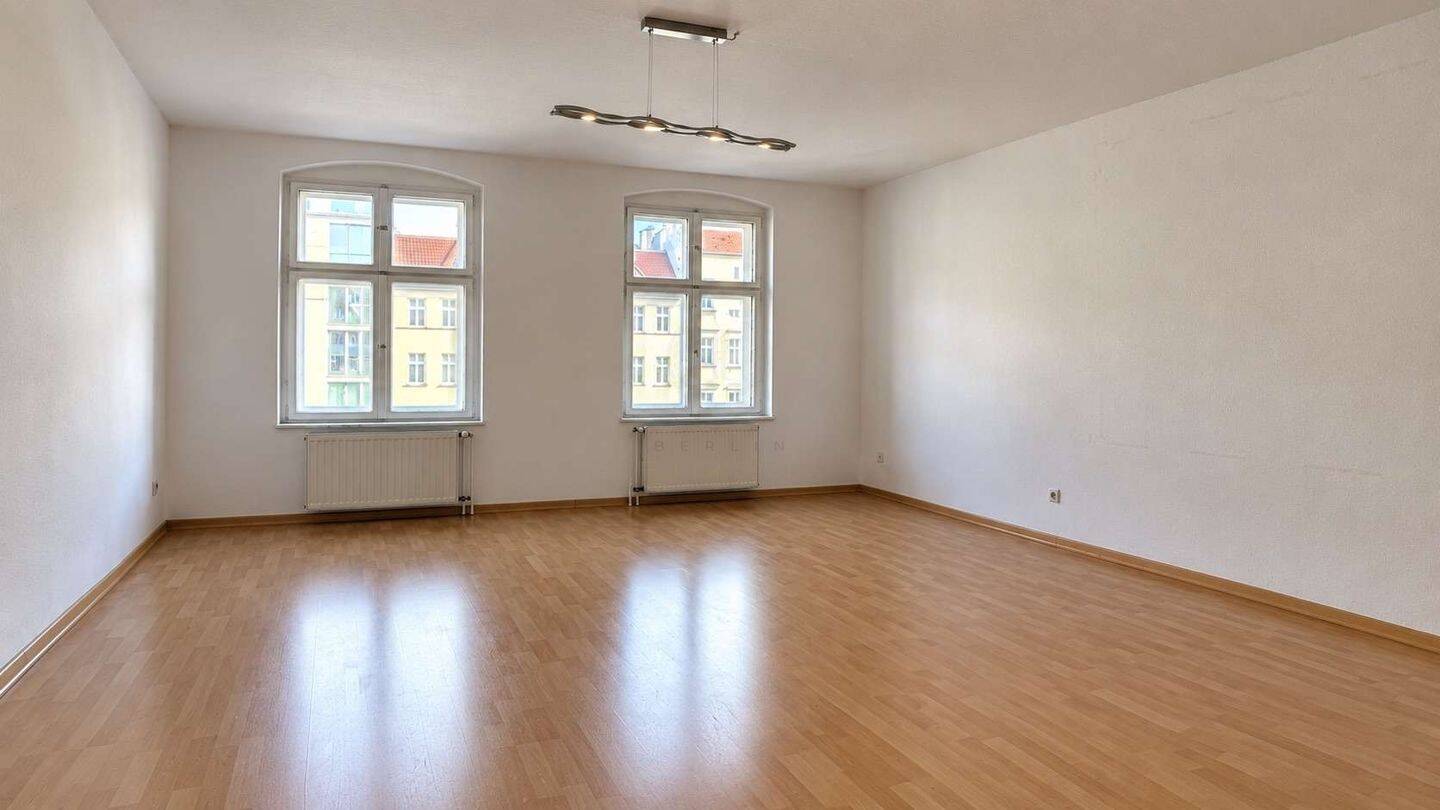 Bezugsfreies Altbau-Apartment Nähe Hackescher Markt, 10119 Berlin (Mitte Prenzlauer Berg)