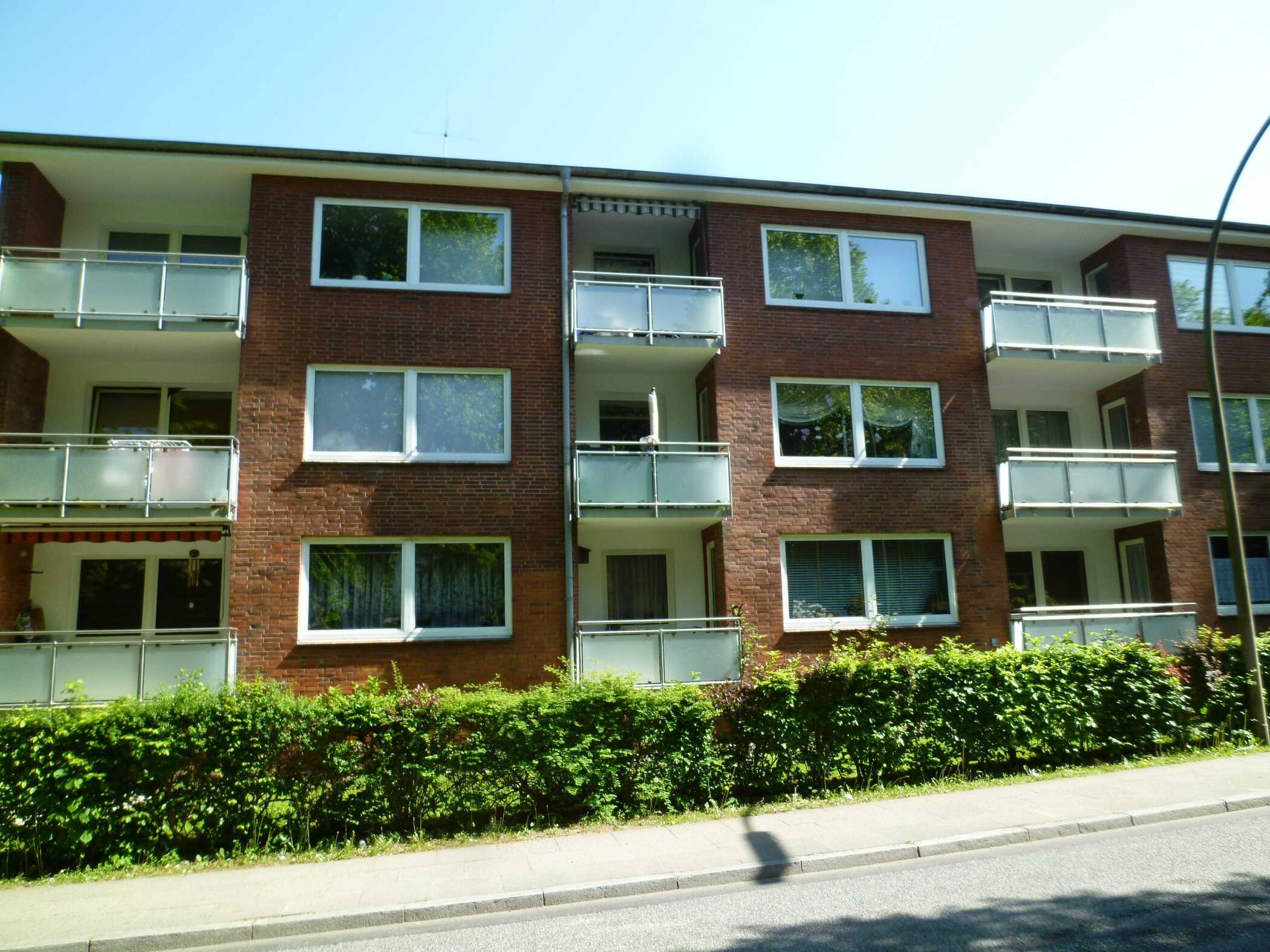Neu modernisierte und neu renovierte Wohnung gegenüber vom Schleemer Bach – Bitte Besichtigungstermin per Email vereinbaren!, 22117 Hamburg (Mitte Billstedt)