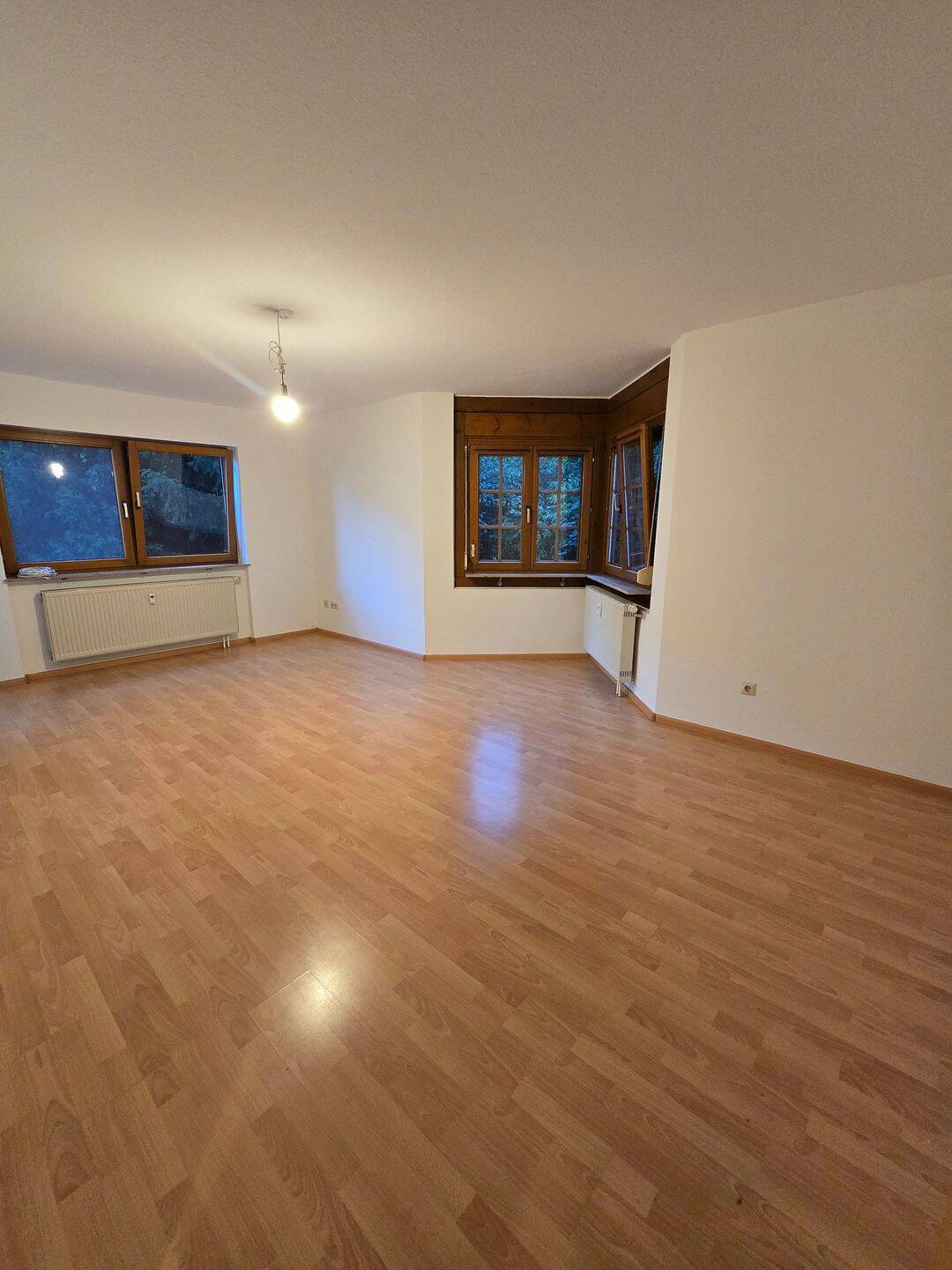 Frische 2-Zimmer-Wohnung in begehrter Lage von Bad Krozingen – inkl. Einbauküche, Balkon & Garage!, 79189 Bad Krozingen