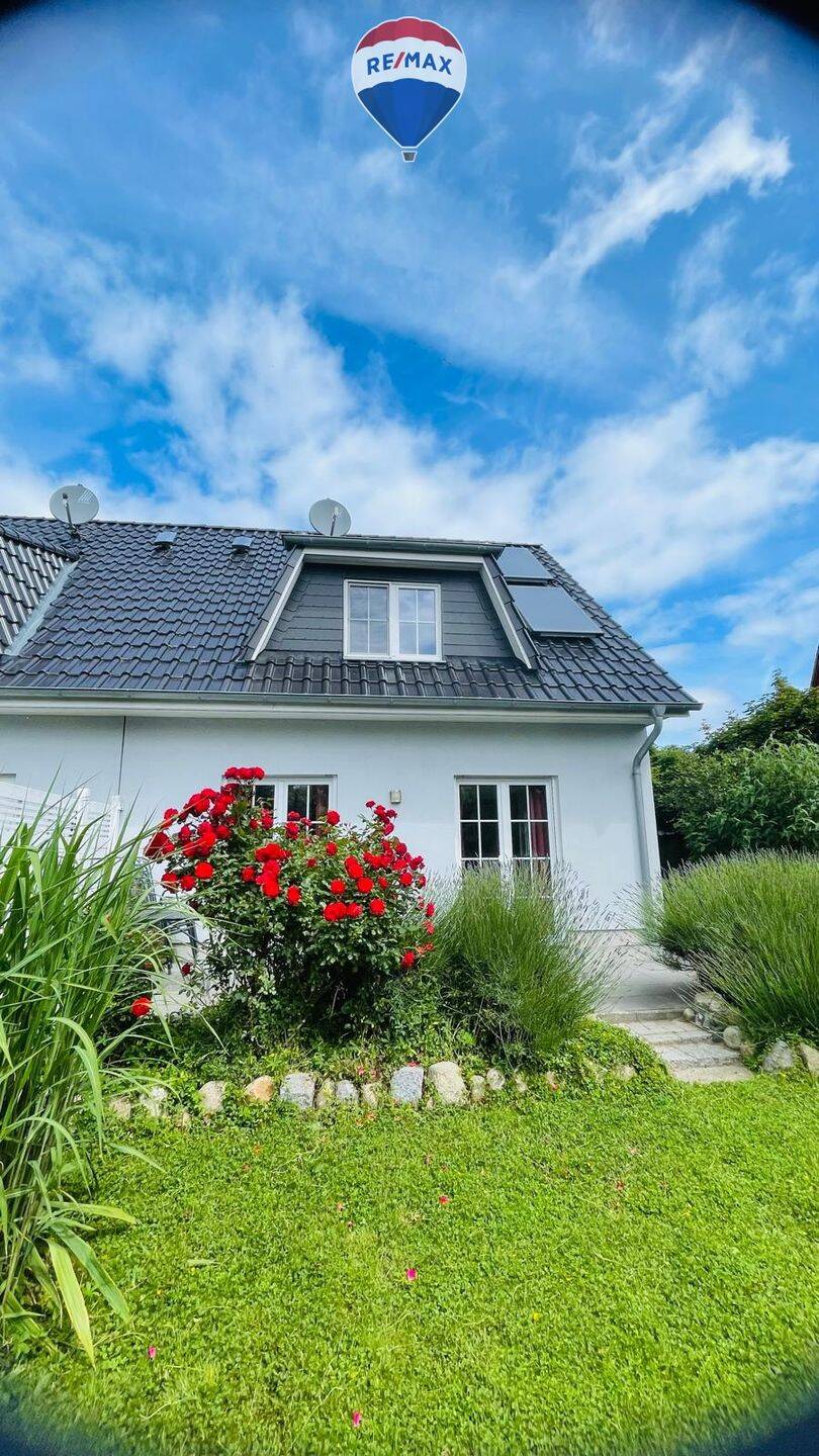 Wohnen, wo andere Urlaub machen – modernes Zuhause mit Garten nahe der Ostsee in Zierow, 23968 Zierow