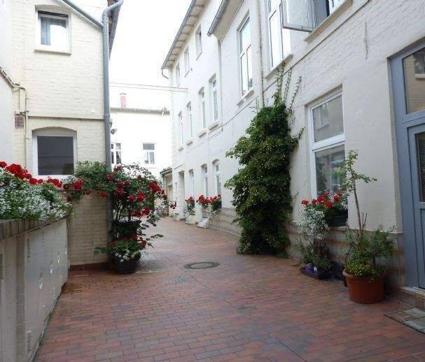 Modernisierte Altbau-Wohnung im Herzen von Lüneburg  BESICHTIGUNG AM 30.10.2026, 21335 Lüneburg