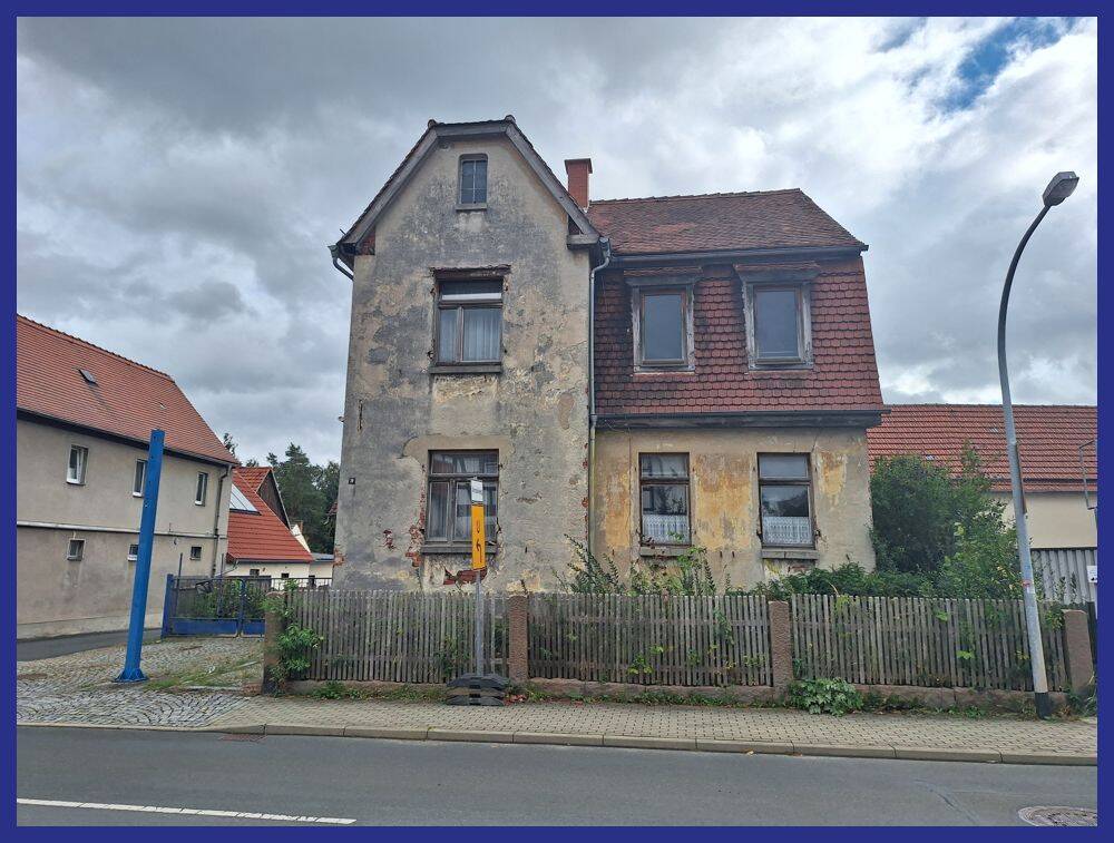 Sanierungsobjekt in zentraler Lage, 7629 Hermsdorf