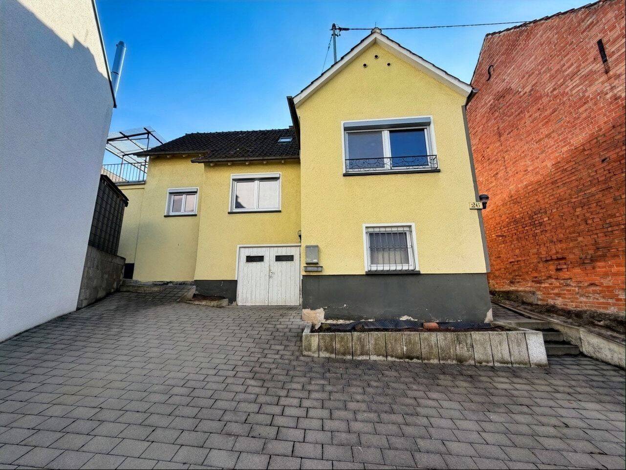 Freistehendes Einfamilienhaus mit viel Stauraum in Schorndorf-Haubersbronn, 73614 Schorndorf
