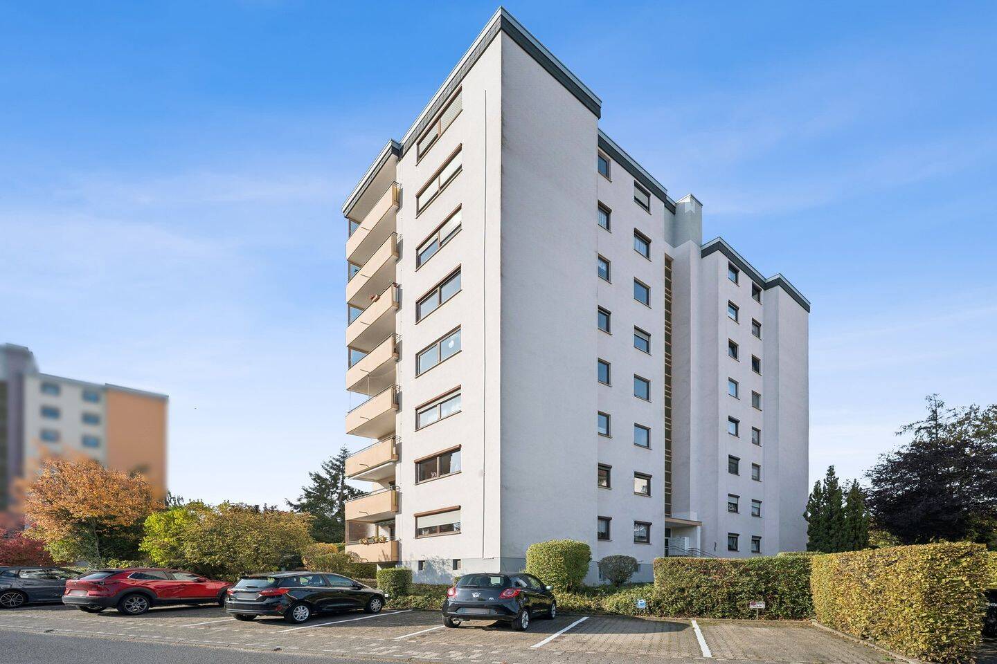 Über den Dächern von Friedrichsdorf-Köppern: 3-Zimmer-Wohnung mit Loggia und Außenstellplatz, 61381 Friedrichsdorf