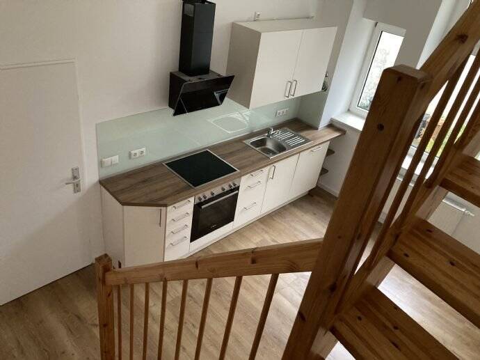 2 Zimmer Maisonette – Wohnung komplett saniert auch sehr gut für eine Studenten – WG geeignet., 15232 Frankfurt (Oder) (Frankfurt)