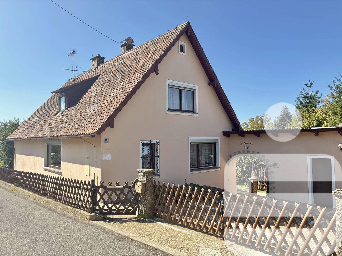 Einfamilienhaus mit Garten und Zusatzparzelle in Daßwang, 92358 Seubersdorf i.d. OPf.