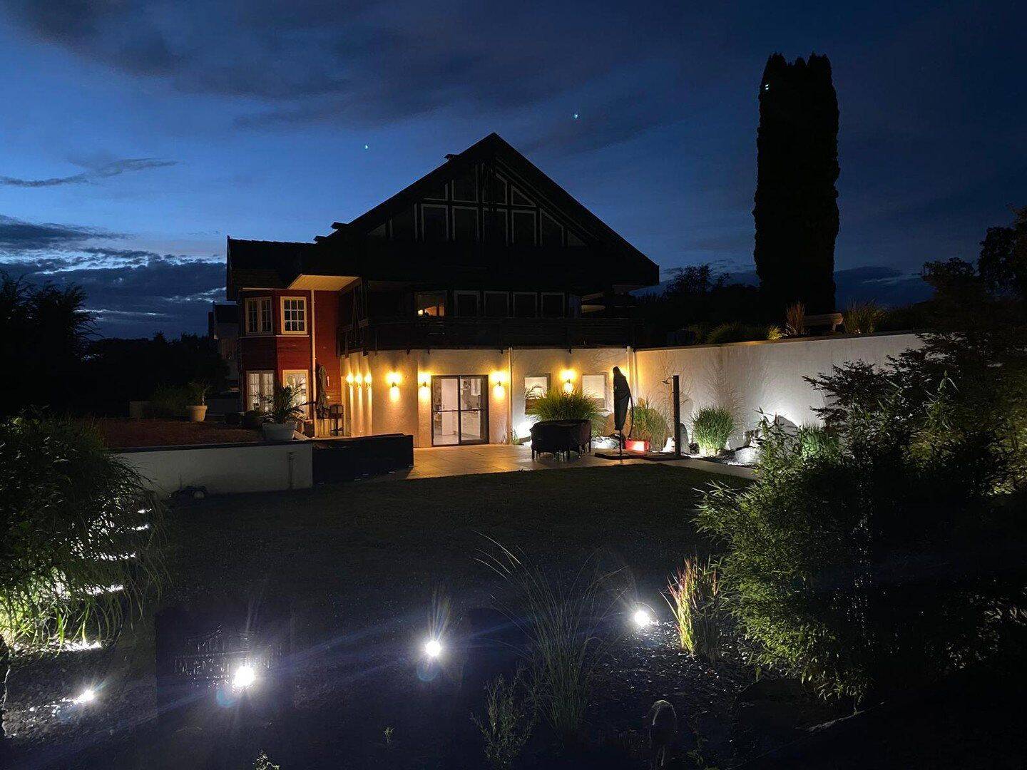 Traumhaus mit Panorama: XXL-Garagen & Einliegerwohnung (Provisionsfrei), 76359 Marxzell