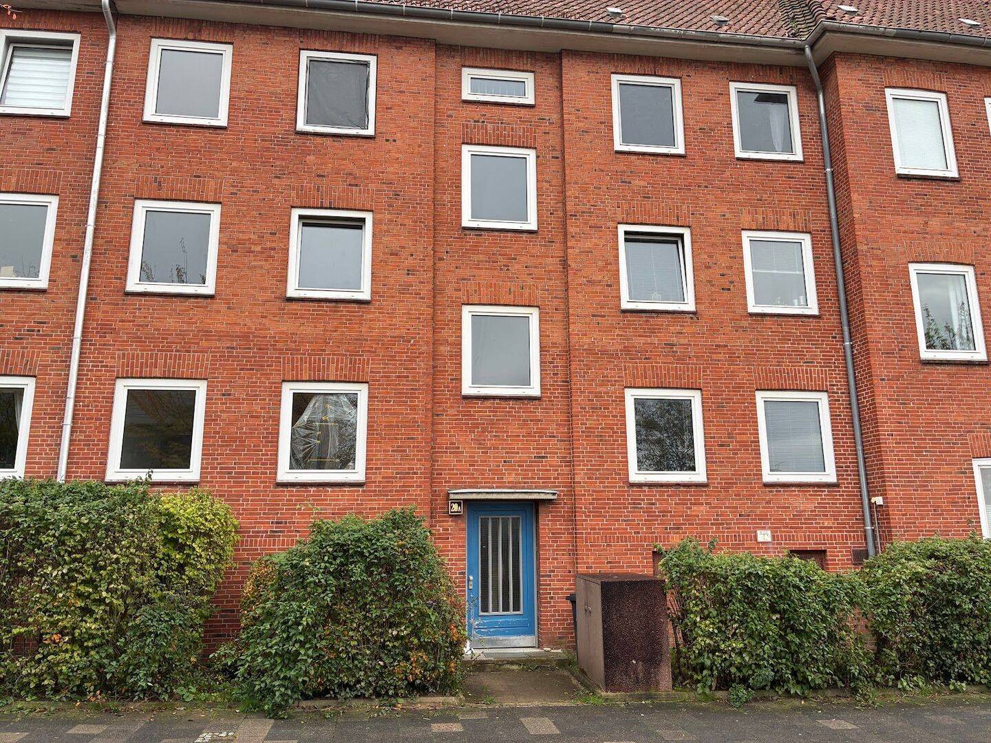 2 Zimmer Wohnung in HAW-Nähe mit EBK, 24149 Kiel (Neumühlen-Dietrichsdorf)
