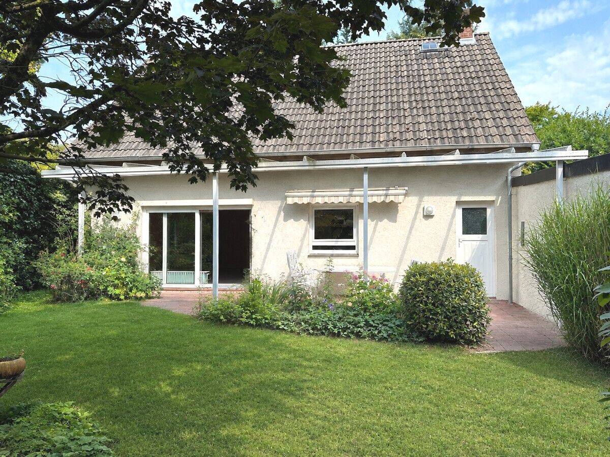 PURNHAGEN-IMMOBILIEN –  Vegesack / Alt-Aumund, freist. 1-Fam.-Haus mit Garage in gesuchter Wohnlage, 28757 Bremen (Aumund-Hammersbeck Fähr-Lobbendorf Schönebeck Sankt Magnus Vegesack)
