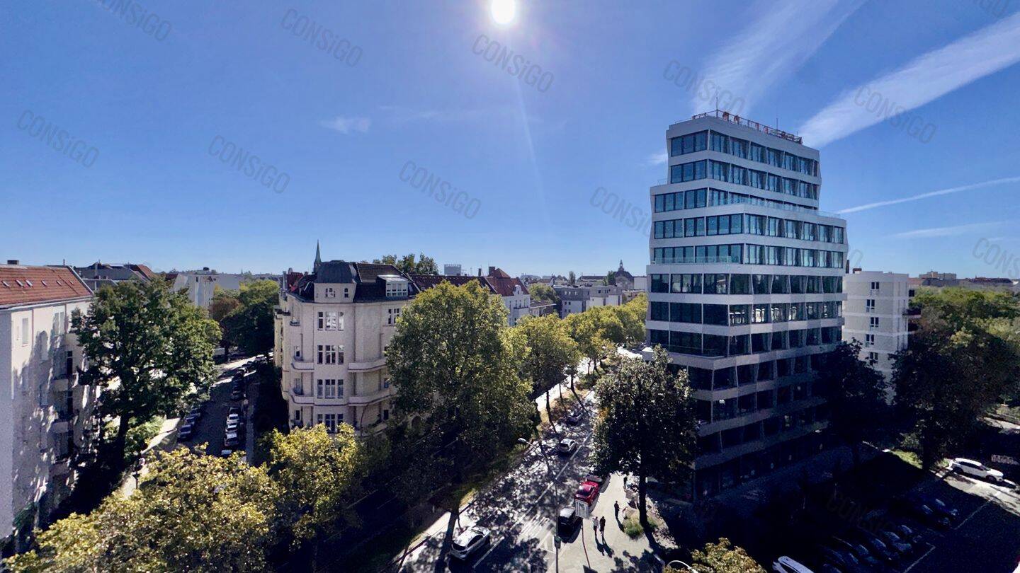 Leben im Himmel über Berlin – wunderschöne bezugsfreie Dachgeschosswohnung mit Flair, 10779 Berlin (Tempelhof-Schöneberg Schöneberg Wilmersdorf)