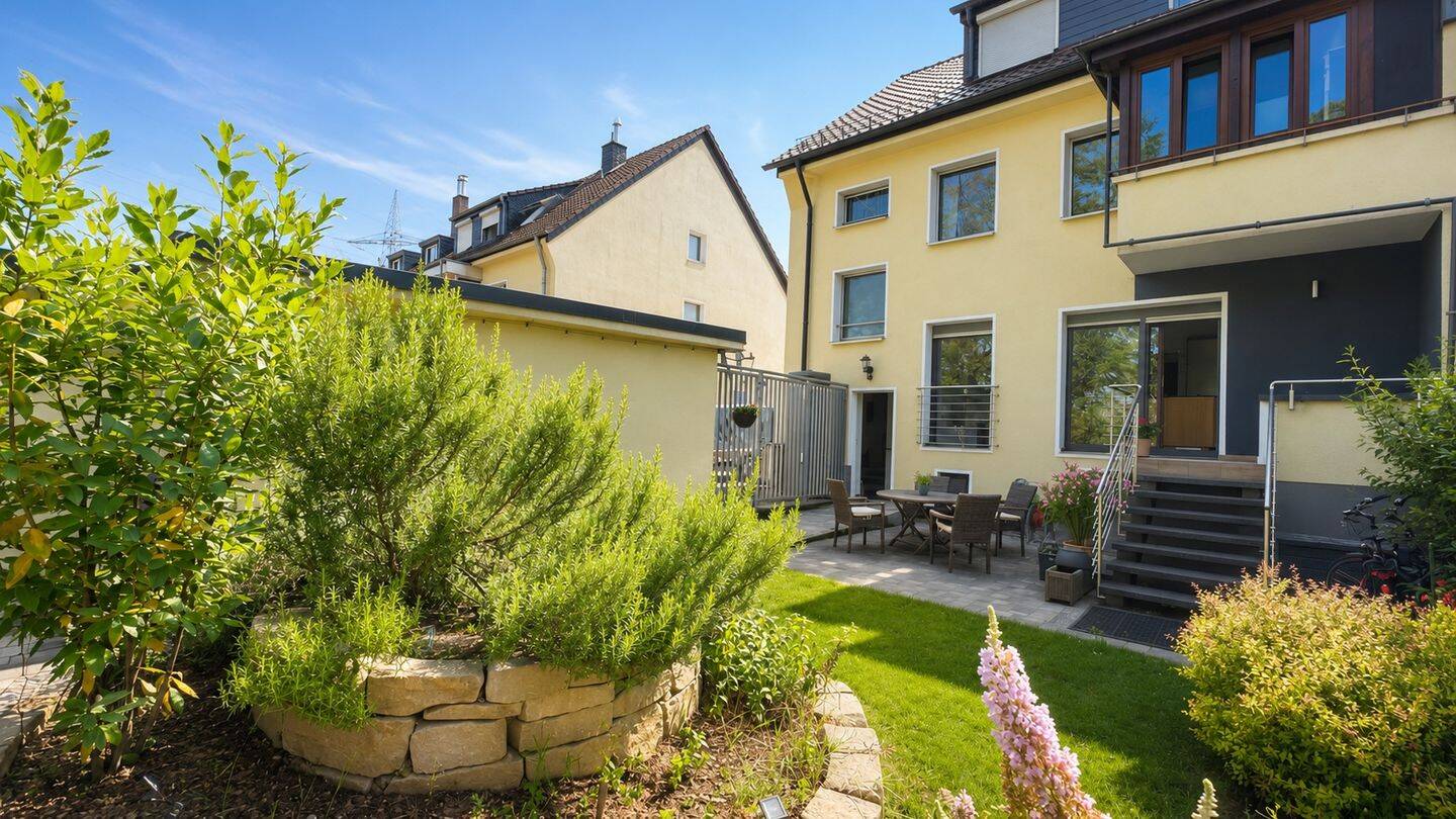 Charmantes Einfamilienhaus in Köln mit großem Garten – Perfekt für Familien, 51061 Köln (Mülheim Dünnwald Flittard Höhenhaus Stammheim)
