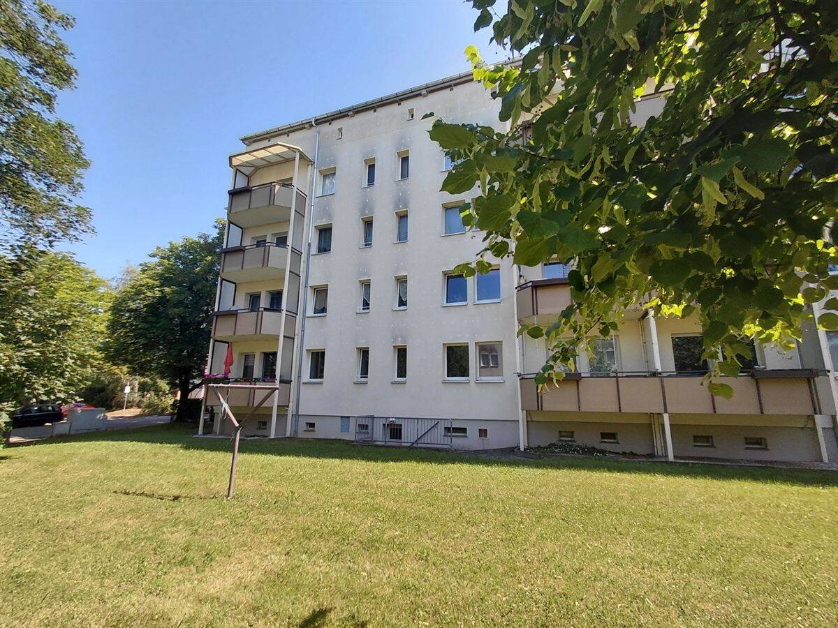 Alles wird neu – Schöne 2-Raumwohnung sucht neue Mieter, 7552 Gera (Bieblach-Ost Langenberg Roschütz Stublach)