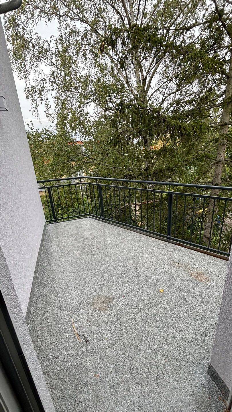 Wohnung im 1.OG mit überdachtem Balkon, 12623 Berlin (Marzahn-Hellersdorf Kaulsdorf Mahlsdorf)