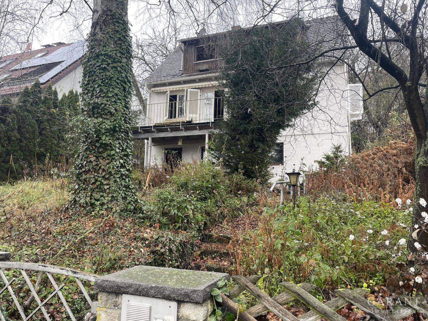 * Ihr Neubau-Projekt ? * oder * Opa & Omas Häuschen mit herrlichem Garten zum Sanieren *, 71229 Leonberg