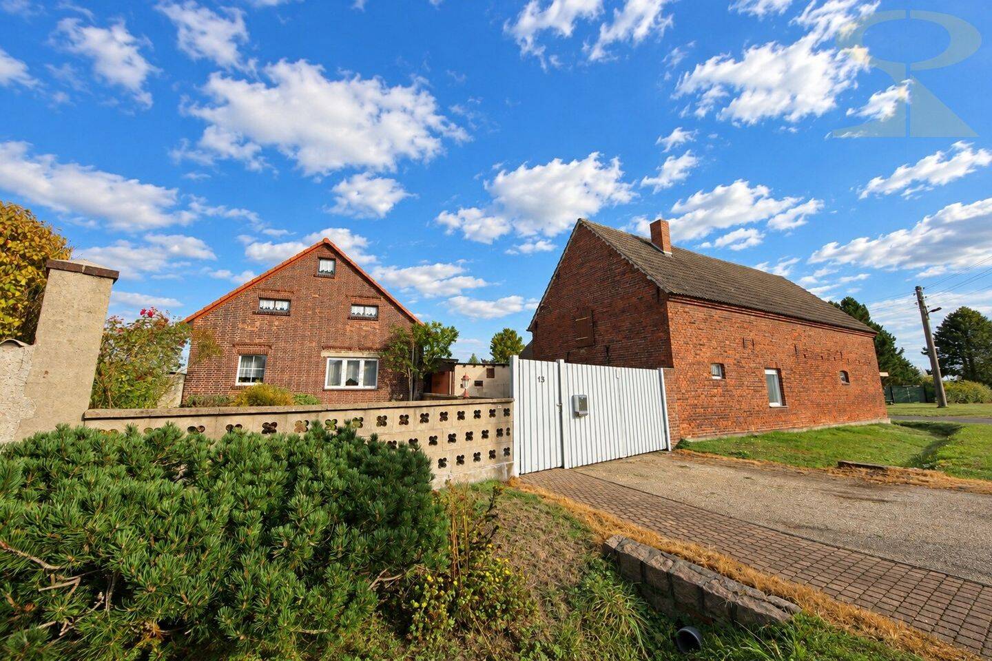 Ein Zuhause voller Möglichkeiten – Einfamilienhaus mit Scheune, großzügigem Nebengelass und weitläufigem Grundstück in Oranienbaum-Wörlitz OT Kakau, 6785 Oranienbaum-Wörlitz