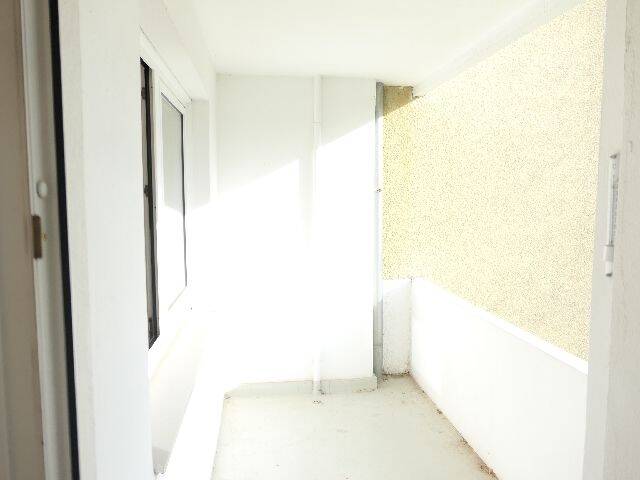 Sehr helle 2 Zimmer Erdgeschoss Wohnung mit Einbauküche und modernem Bad!, 31737 Rinteln