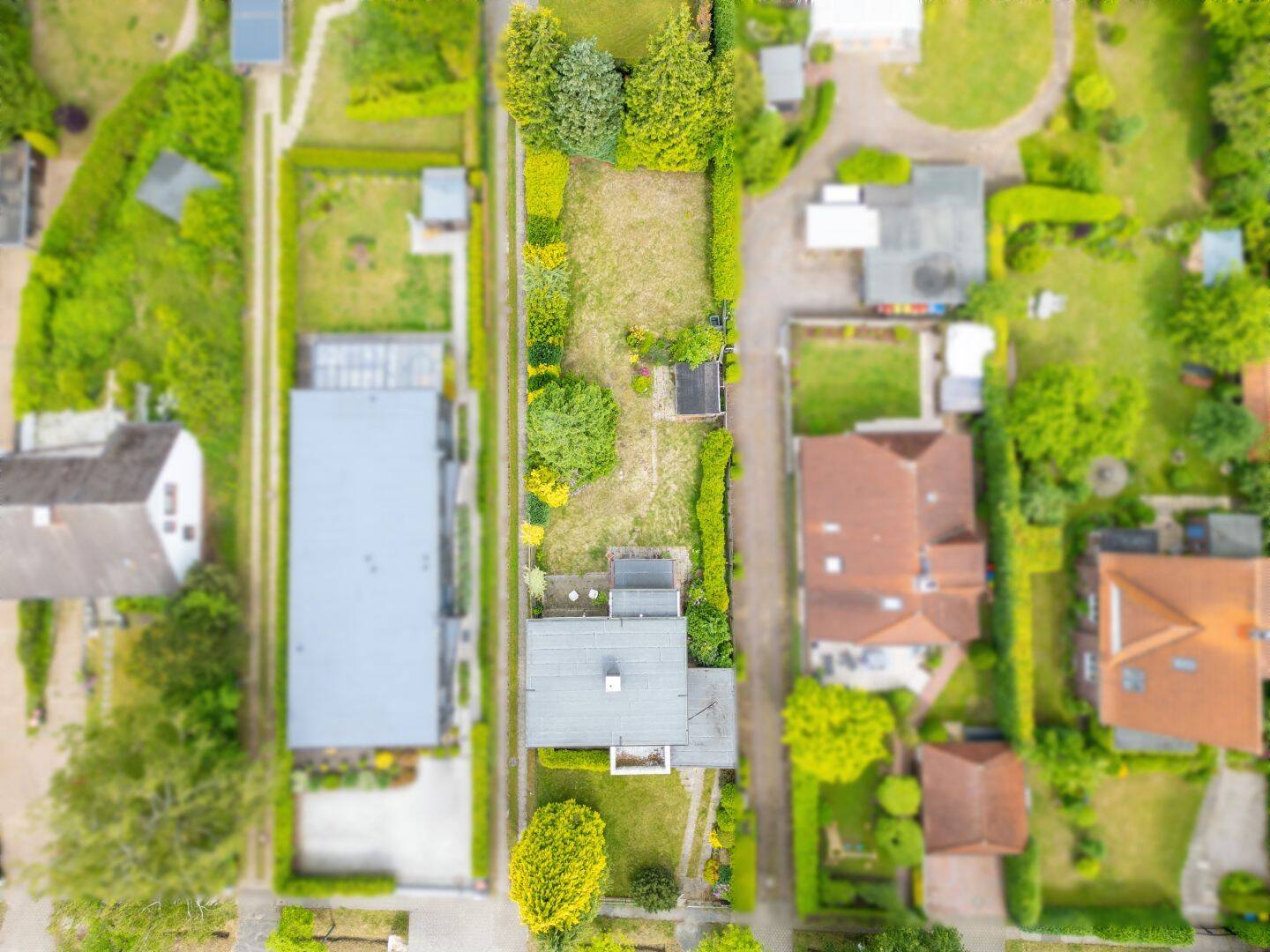 Großzügiges Baugrundstück mit Altbestand in attraktiver Lage von Hamburg-Meiendorf, 22145 Hamburg (Wandsbek Farmsen-Berne Rahlstedt)
