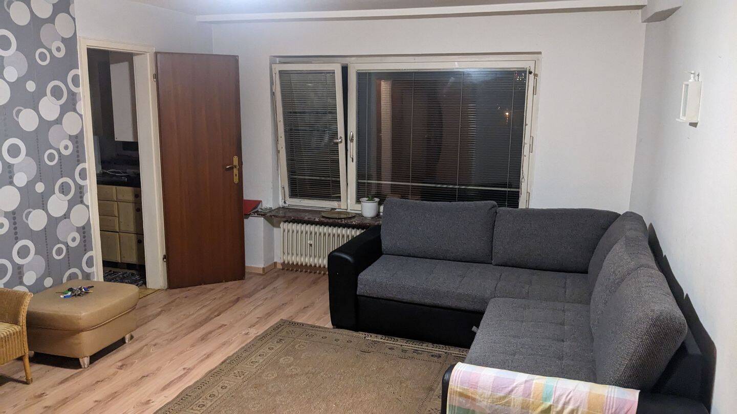 Sonniges und ruhiges 1-Zimmer-Apartment in Stuttgart-Möhringen, 70567 Stuttgart (Möhringen)