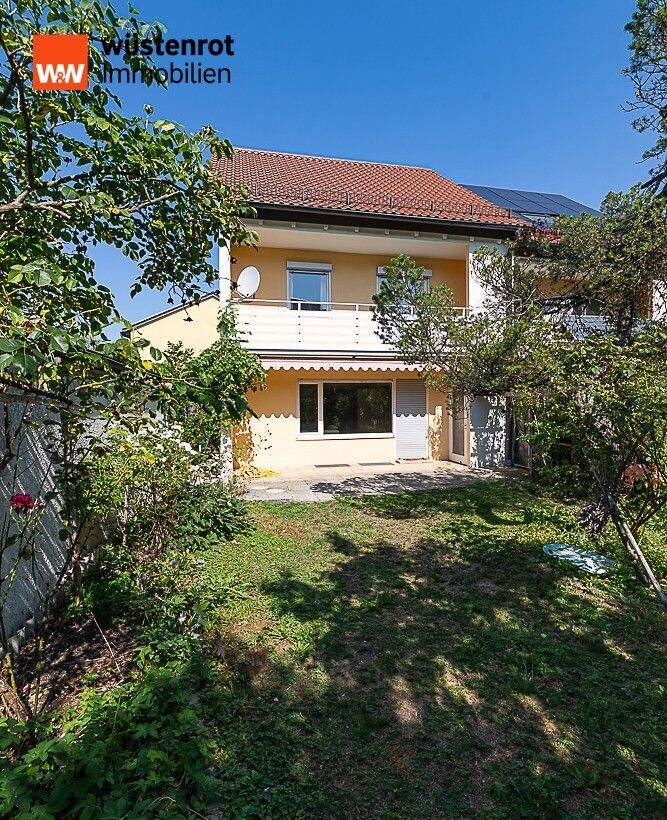 Großes Reiheneckhaus ca. 136 m² Wfl. in ruhiger Lage von Eichenau, 82223 Eichenau