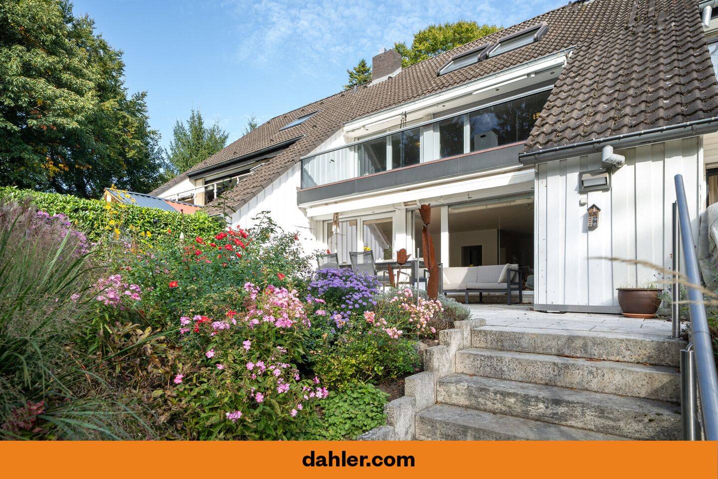 Reihenmittelhaus: mit dem Raumgefühl eines Stadthauses, 22459 Hamburg (Eimsbüttel Niendorf Schnelsen)