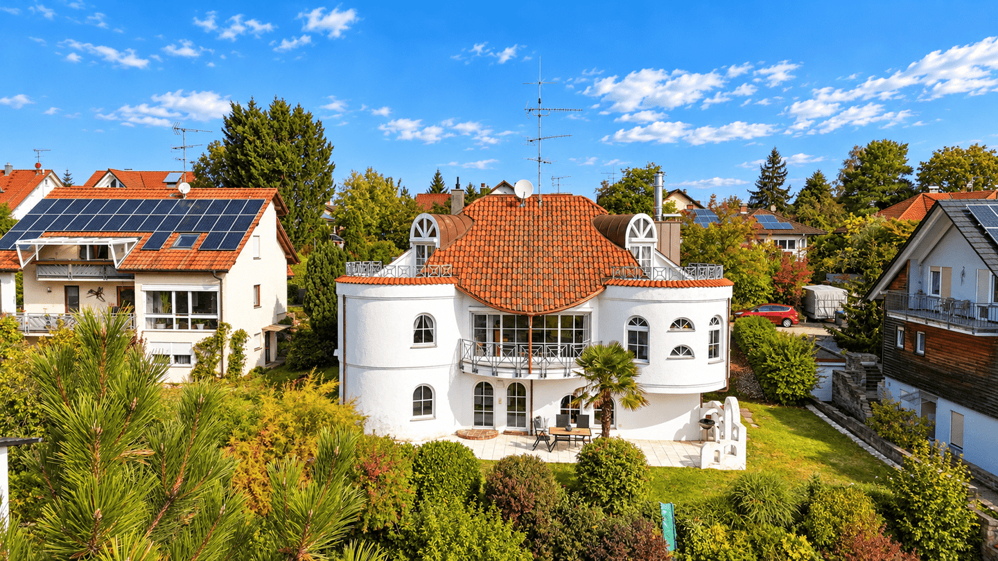 Architektur, die begeistert. Großzügigkeit, die beeindruckt. Ein Garten, der verzaubert., 78224 Singen (Hohentwiel)