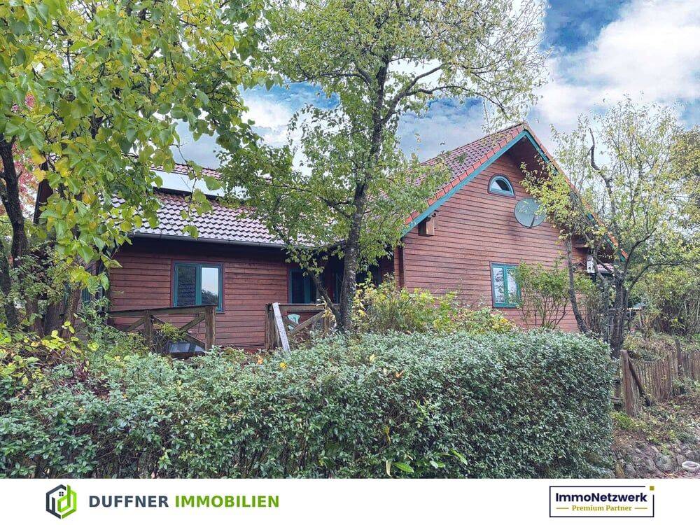 Großes Grundstück und 6 Zimmer: Modernes Holzhaus im Grünen – Wensin, 23827 Wensin