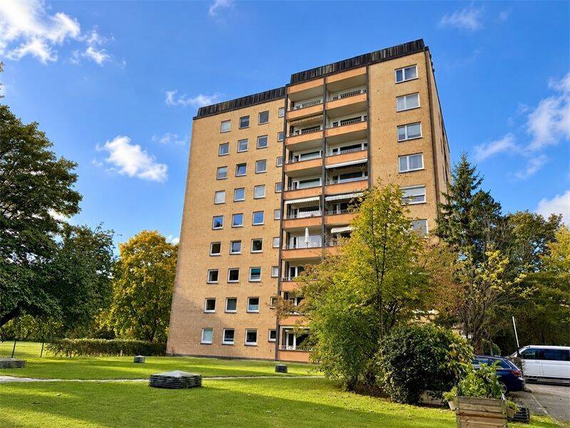 Wohnen mit Weitblick – 2,5 Zimmer, Südwestbalkon und PKW-Stellplatz in HH Wandsbek, 22049 Hamburg (Wandsbek Dulsberg)