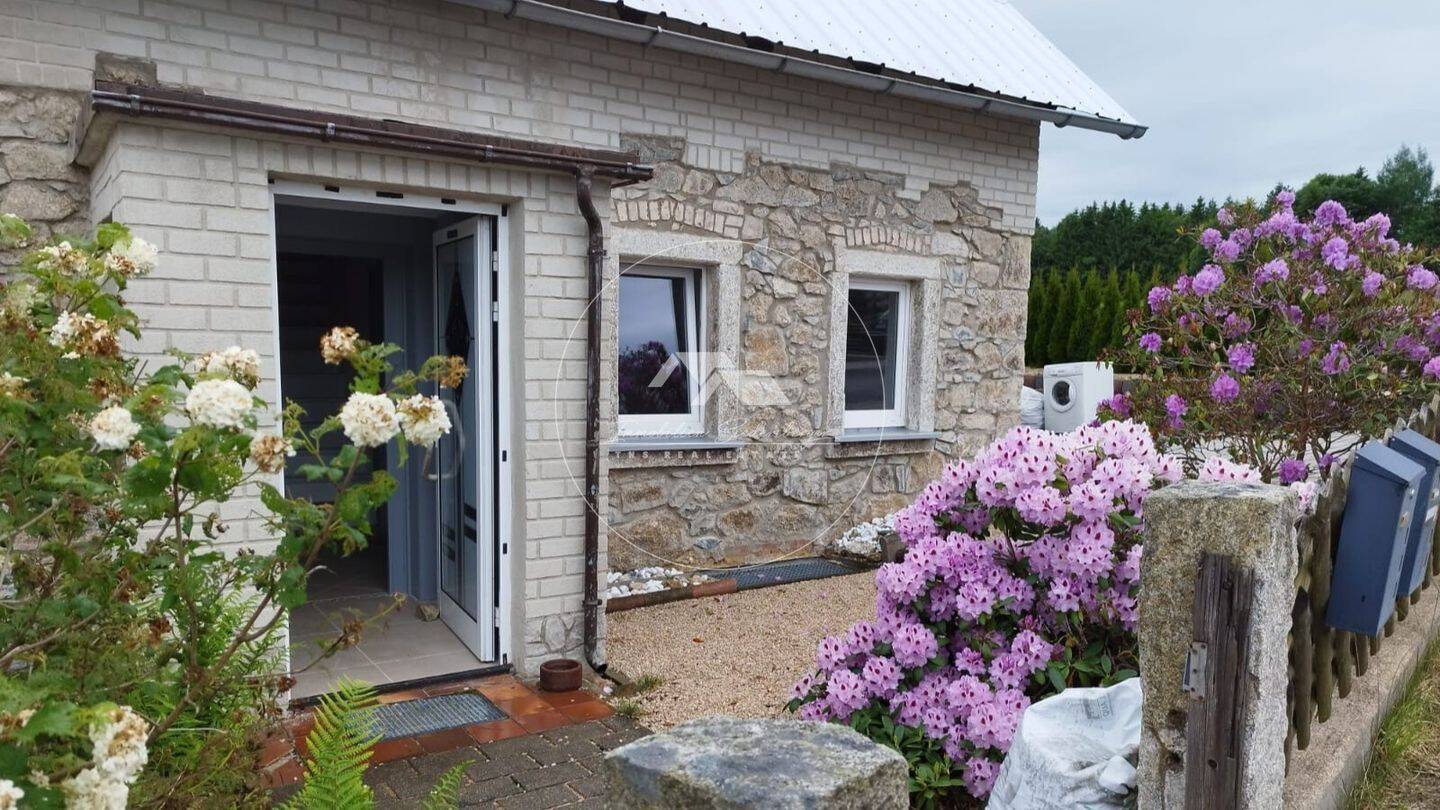 Platz für eigene Ideen – Einfamilienhaus mit großem Garten und begonnenem Umbau, 95686 Fichtelberg