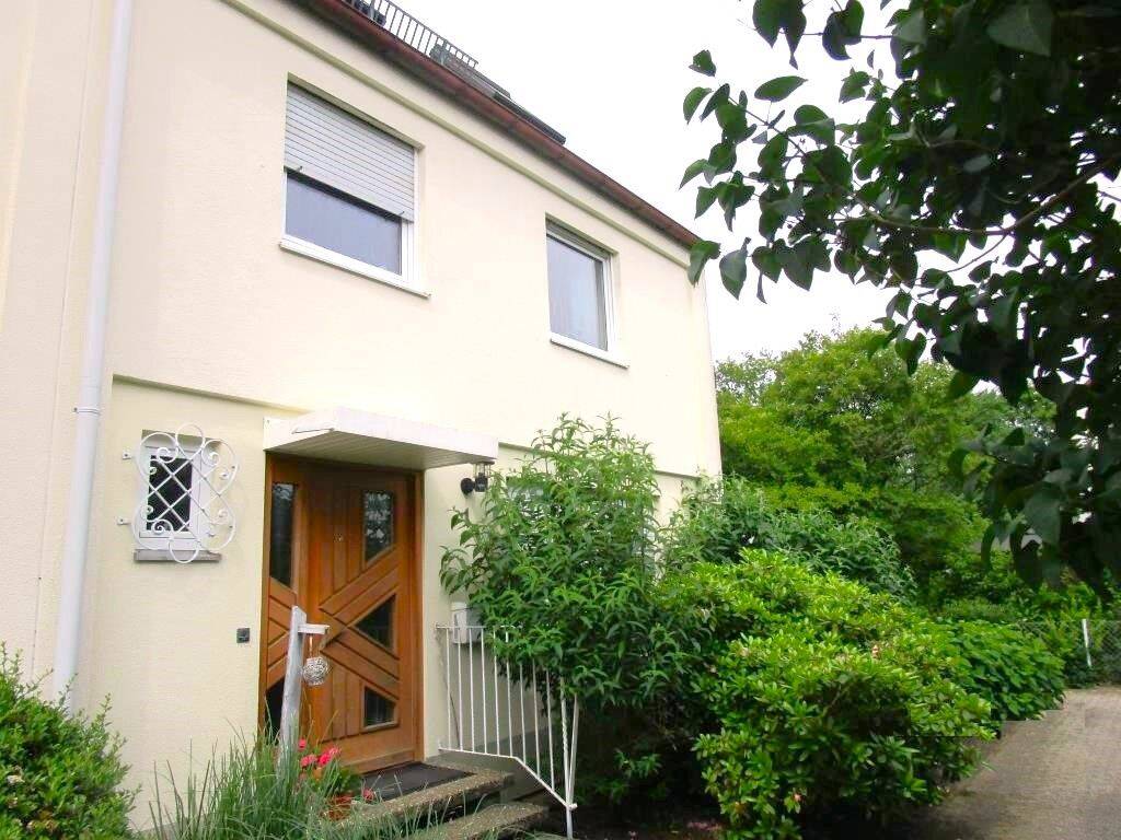 6 Zimmer REH mit 2 Bädern Nürnberg – Laufamholz / Haus kaufen, 90482 Nürnberg (Freiland Laufamholz Mögeldorf Rehhof Unterbürg)
