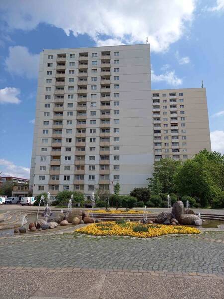 Eine 2 Raumwohnung mit Balkon – zentrumsnah, 1277 Dresden