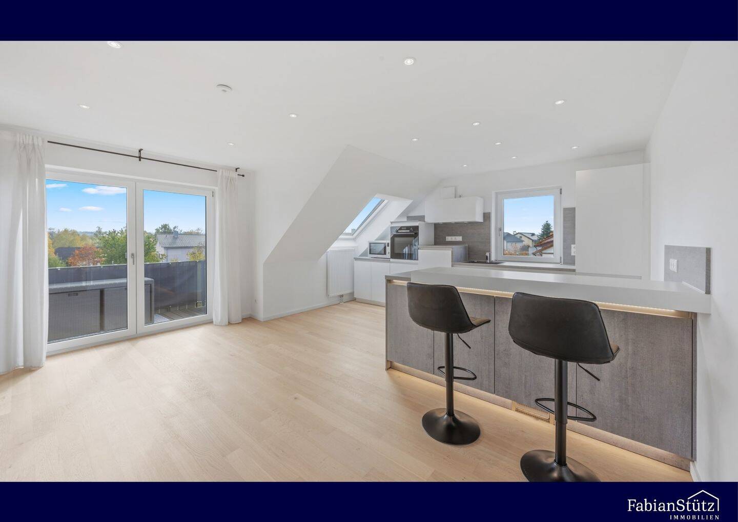 Neubau 2021! Luxus-Wohnung mit 3 Zimmern im Herzen von Auerbach, 91275 Auerbach i.d. OPf.