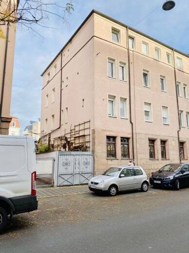 – Wohnen mit Altbaucharme – attraktive Wohnung in ruhiger Lage, 90478 Nürnberg (Dutzendteich Gleißhammer Glockenhof Sankt Peter Zerzabelshof)