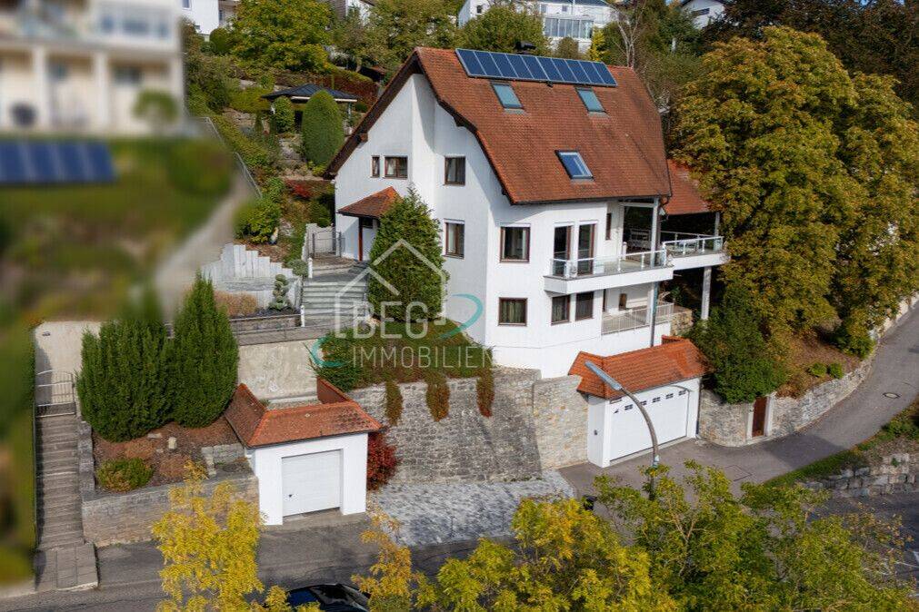 Viel Platz für die ganze Familie – großzügiges Wohnen mit herrlichem Ausblick, 74653 Künzelsau