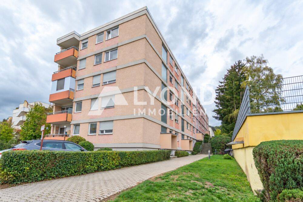 Modernisierte 3,5-Zimmer-Wohnung mit Westbalkon und Stellplatz – sofort bezugsfrei, 71065 Sindelfingen