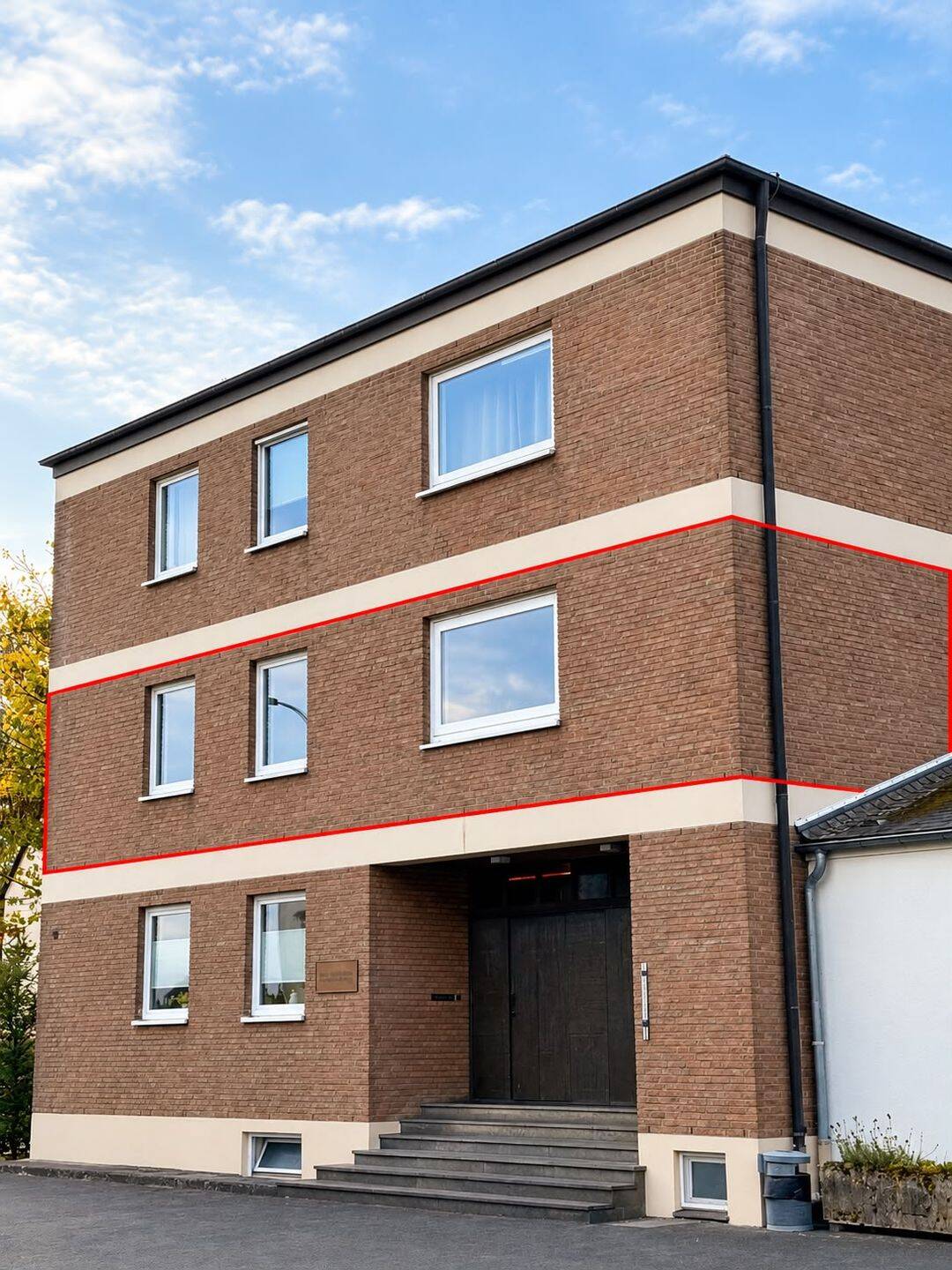 Helle, großzügige 4 ZKB Wohnung mit zwei Stellplätzen in ruhiger Lage von Bitburg!, 54634 Bitburg