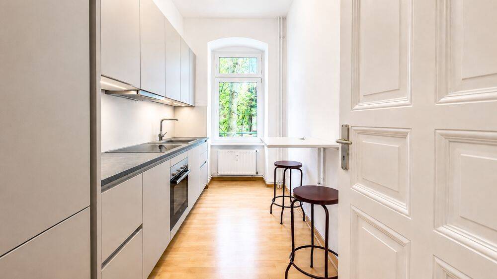 Bezugsfrei: Helle 3-Zimmer-Wohnung mit Balkon nahe Maybachufer, 10999 Berlin (Friedrichshain-Kreuzberg Kreuzberg)
