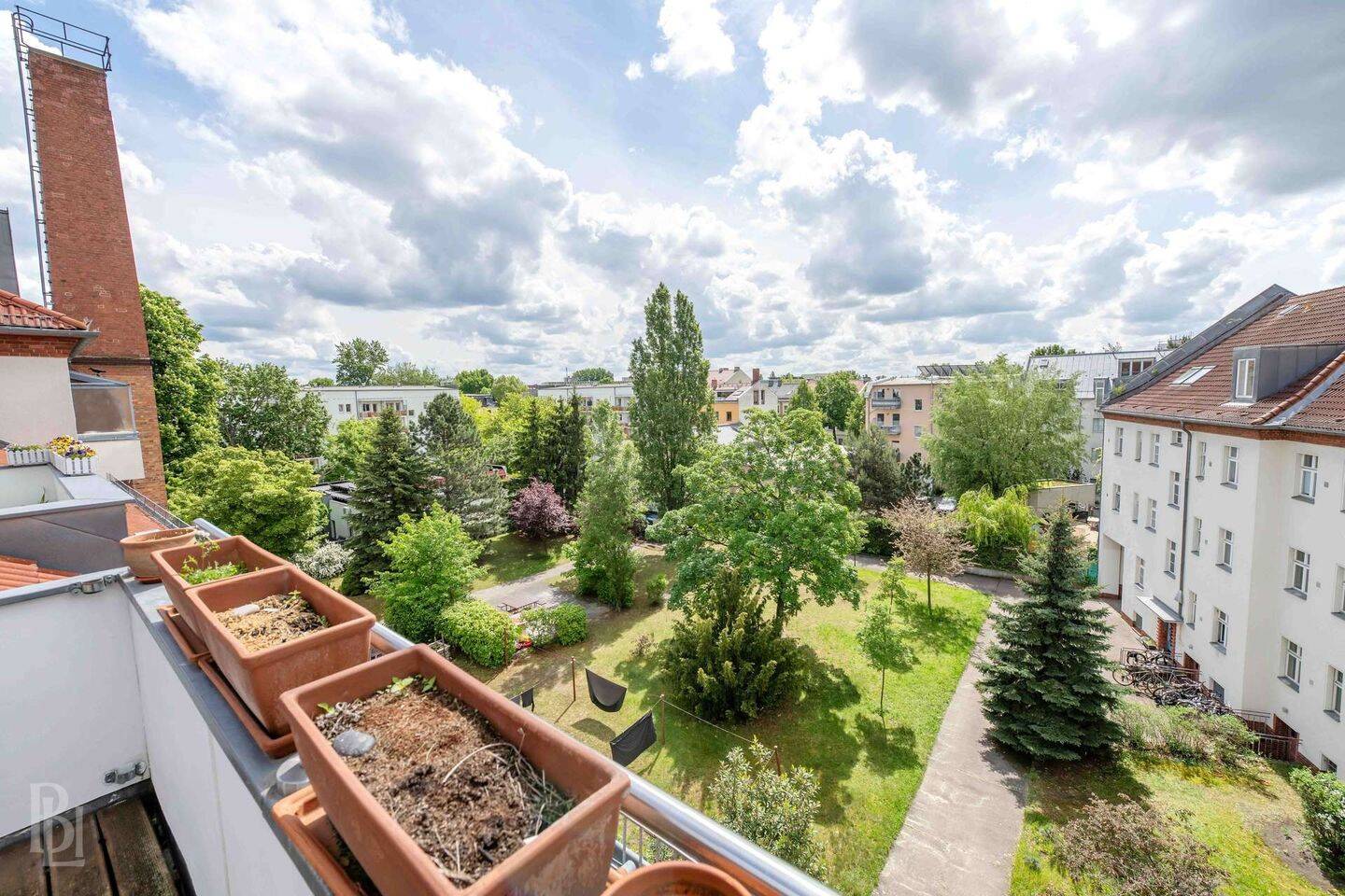 Neu: Helles Wohnglück unterm Dach – 3 Zimmer mit Südbalkon für Paare & kleine Familien, 12487 Berlin (Treptow-Köpenick)