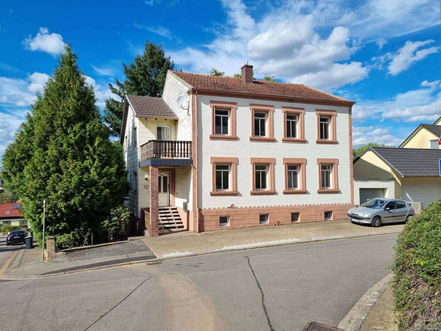 Ein-Zweifamilien-Handwerkerhaus in ruhiger Nebenstraße von Elm, 66773 Schwalbach