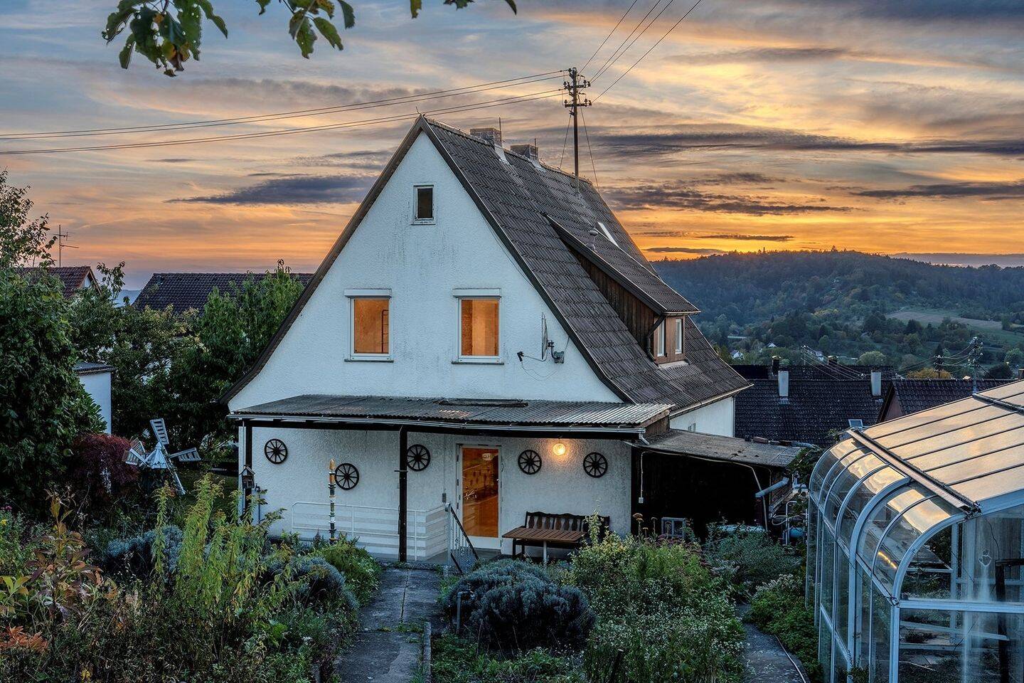 Einfamilienhaus mit großem Garten in Schorndorf-Haubersbronn, 73614 Schorndorf