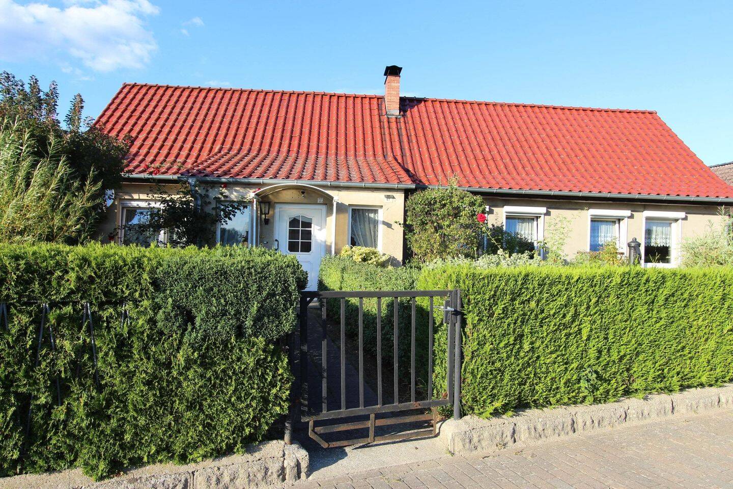 *NATURPARADIES* 5 Zimmer*Wfl. ca. 120 m²*Grdst. ca. 4.213 m²*unterteilte Gartenflächen*Erweiterung Wohnhaus ca.1986, 16928 Groß Pankow (Prignitz)