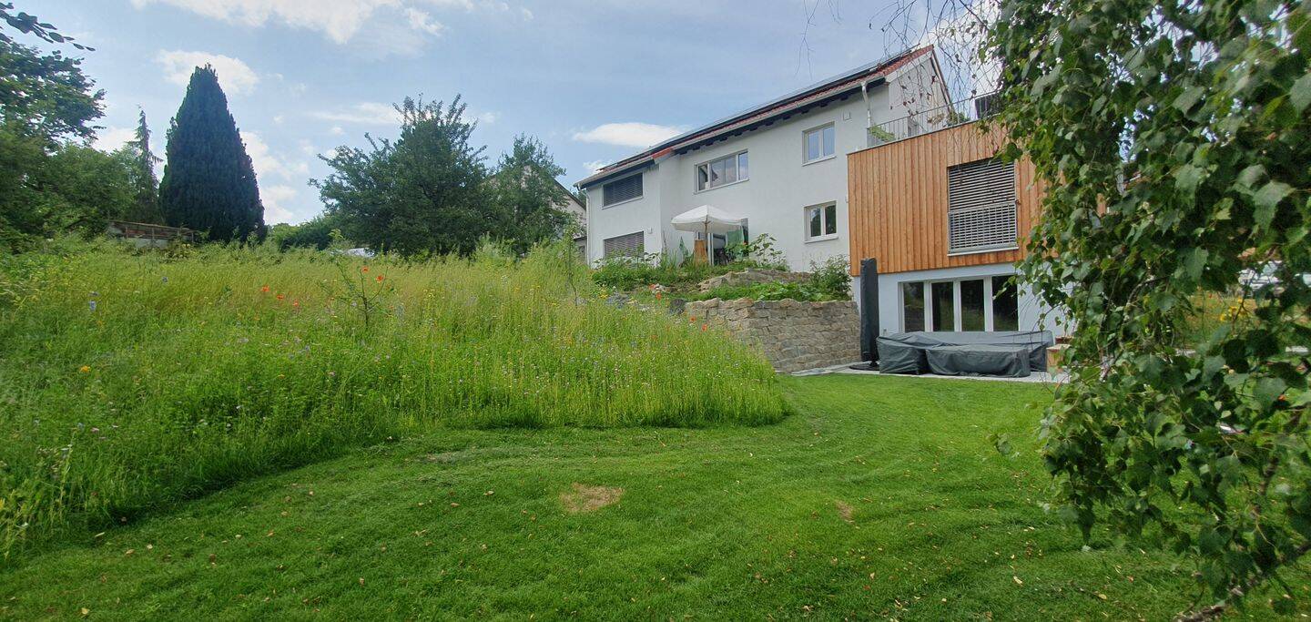 neuwertige 3-Zimmer Wohnung, große Dachterrasse mit Bergblick in Kempten, 87439 Kempten (Allgäu)
