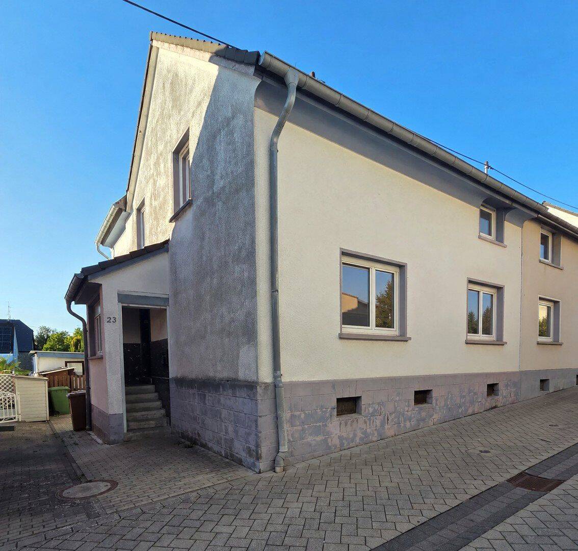 Doppelhaushälfte mit zwei separat nutzbaren Wohneinheiten, 56422 Wirges